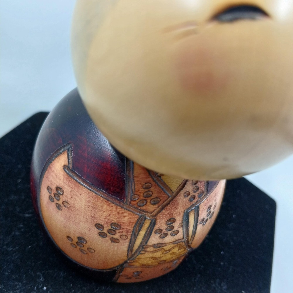 Japanese Kokeshi Wooden Doll Pair Hand Painted Kimono‎ Couple Signed Lacquered - Picture 9 of 15